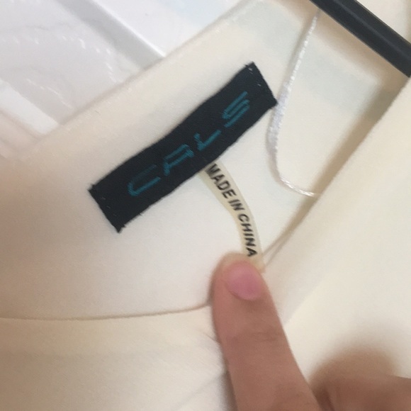 Dress - Picture 3 of 3